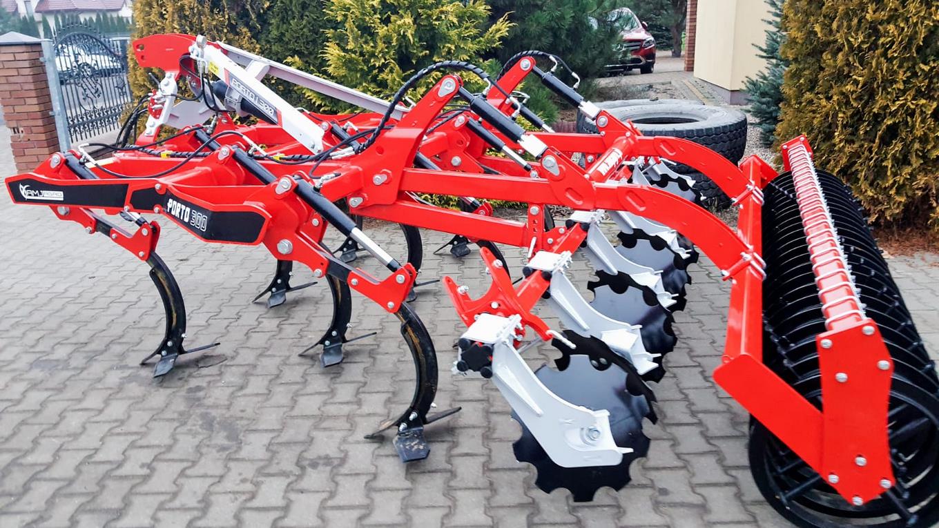 Hydrauliczna regulacja głębokości pracy pozwala szybko dopasować ustawienia agregatu bezorkowego do pola