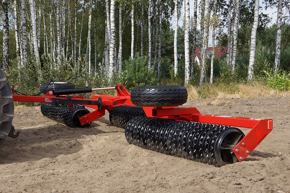 Wał uprawowy HUGE 5.2 od producenta maszyn rolniczych
